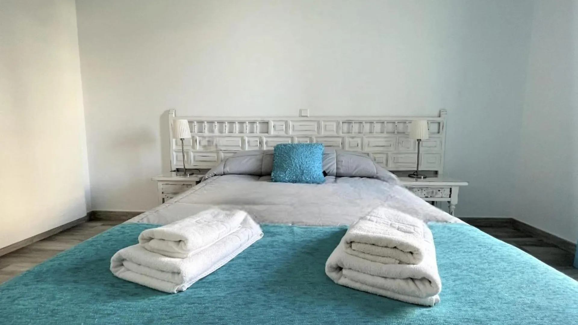 Apartment With Terrace And Sea Views Benalmádena