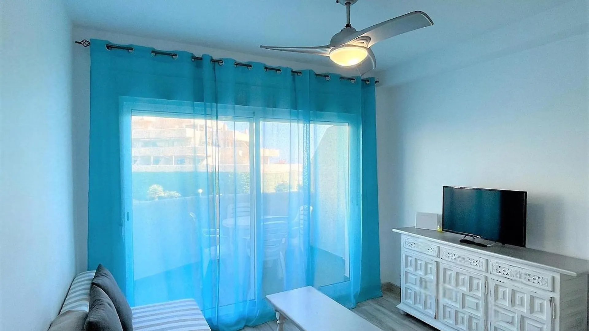 Apartment With Terrace And Sea Views Benalmadena