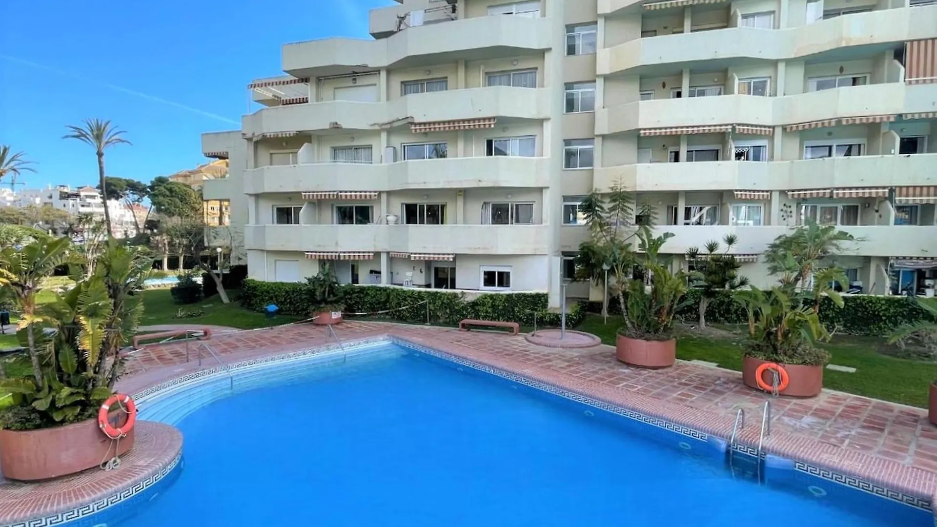 Apartment With Terrace And Sea Views Benalmadena